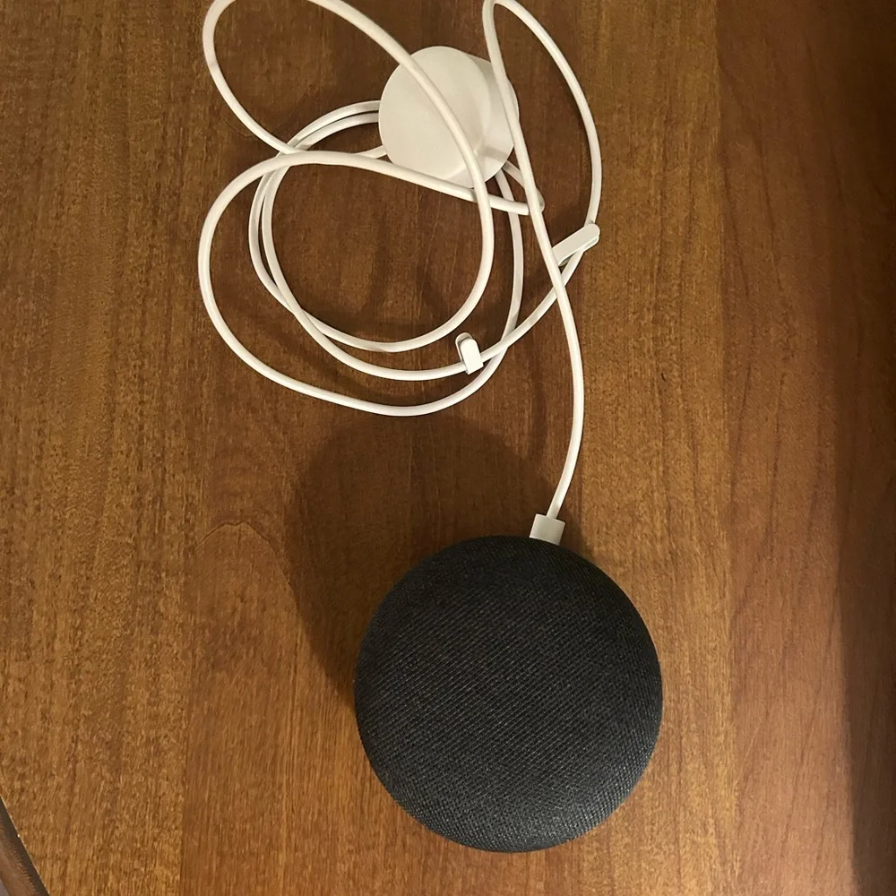 Google home mini - Picture 1 of 4